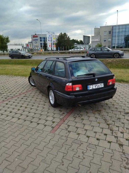 BMW 525d common rail,automat,polift, M-pakiet z VIN-u, black sapphire