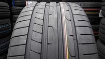 4 szt. opony letnie 295/35R21 Dunlop Sp Sport Maxx RT2 Suv 2018r