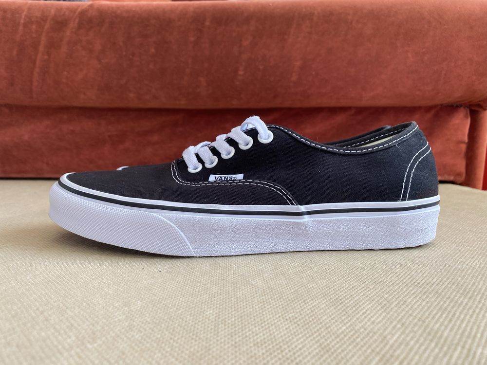 Оригинальные кеды Vans Authentic