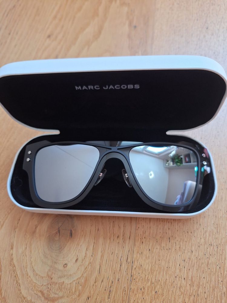Okulary przeciwsłoneczne Marc Jacobs oryginalne