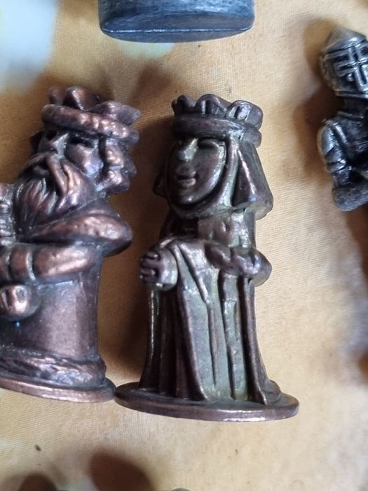 23 metalowe figurki żołnierzyki, król, armata, smok inne