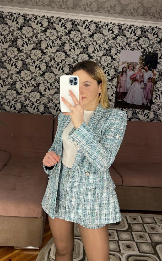 Твідовий костюм Zara , Жакет та шорти, р. XS