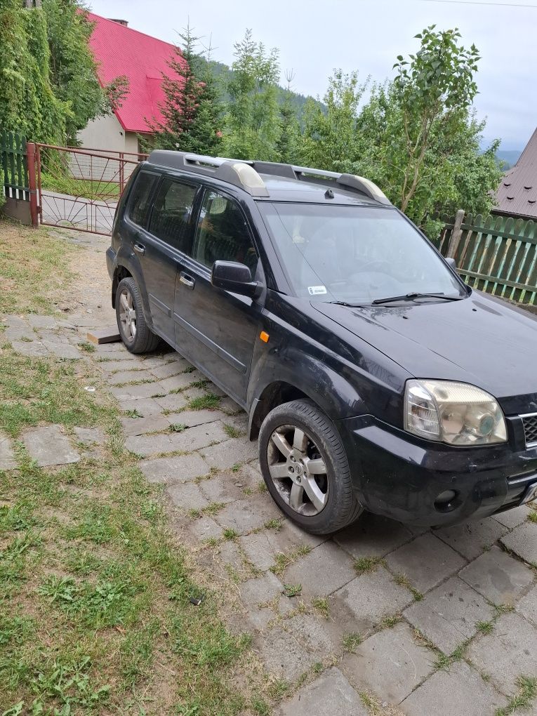NISSAN XTRAIL 2.0 LPG 2006 rok  cena 15500