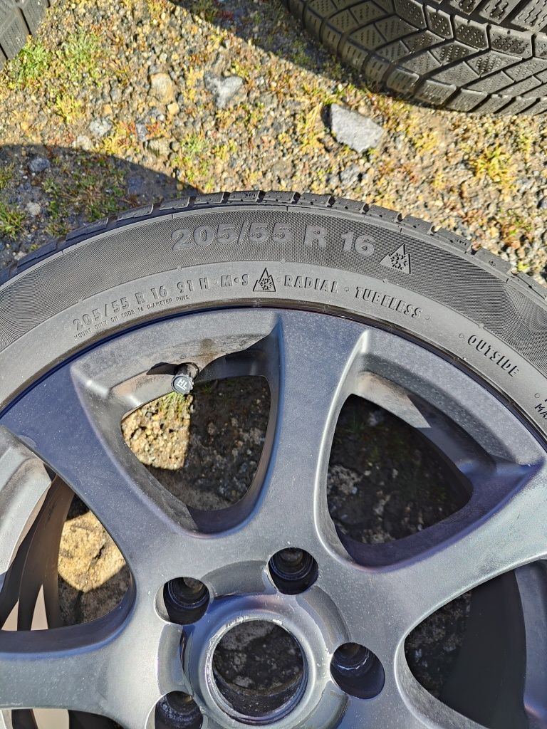 Jantes 16" com pneus