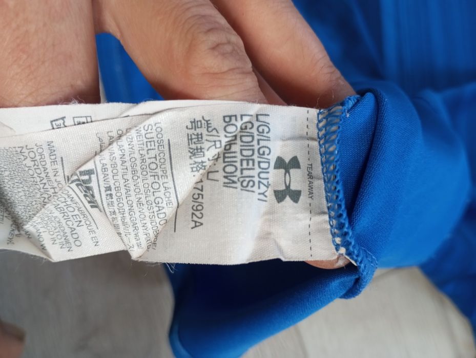 Футболка under armour