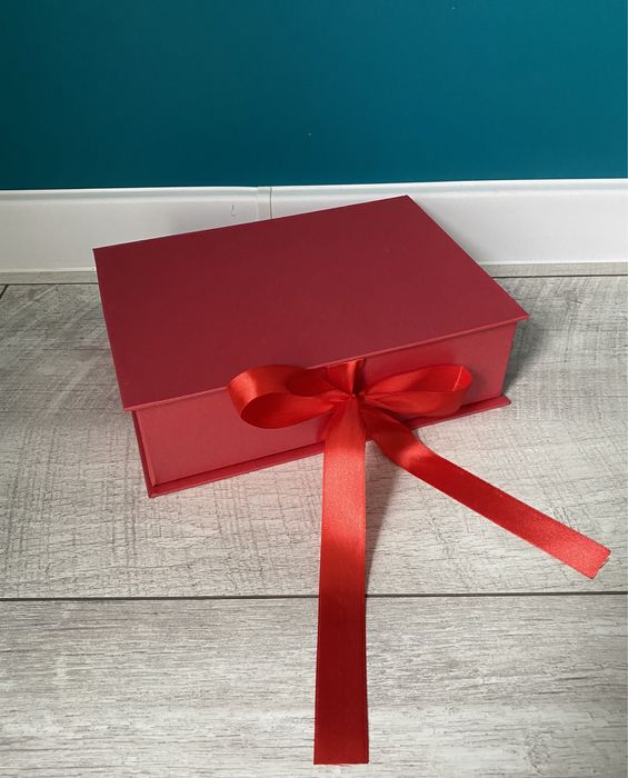 Pudełko prezentowe – szkatułka