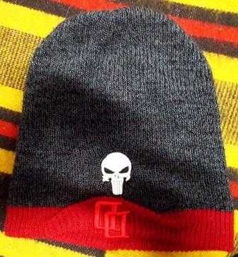 Modna stylowa czapka z akrylu Punisher