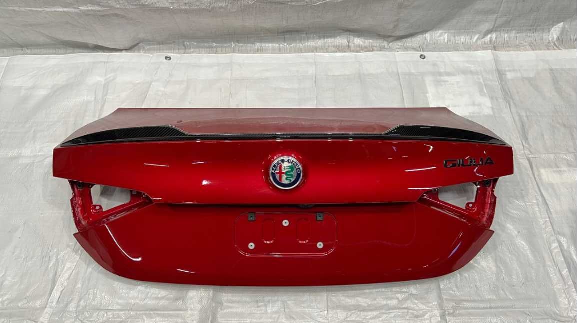 Кришка багажника ALFA ROMEO GIULIA 50534456 68304515AA