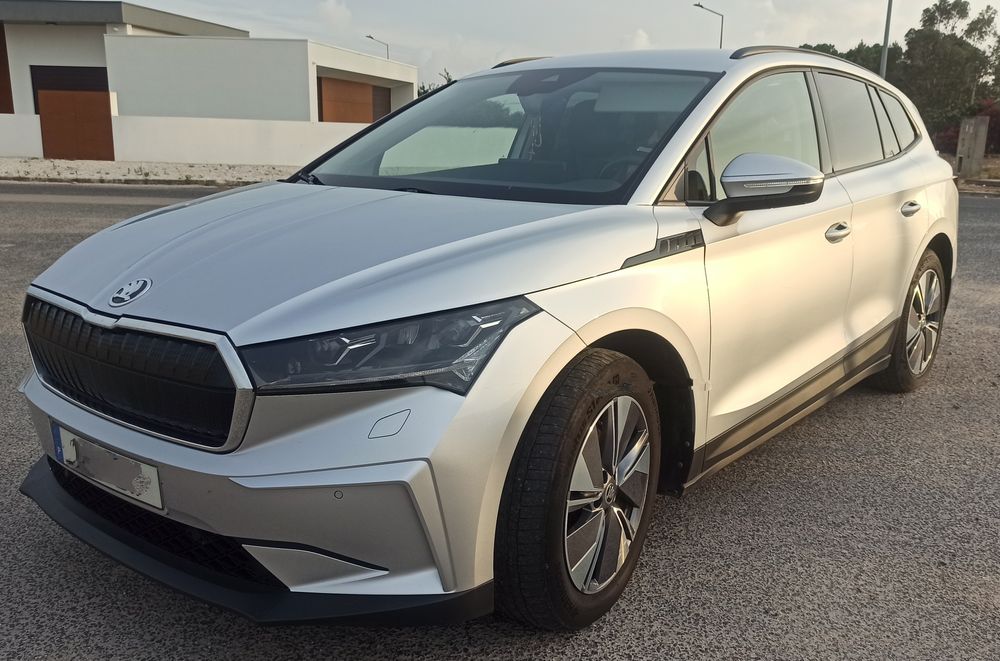 Skoda Enyaq 60 IV - 62kwh veículo elétrico