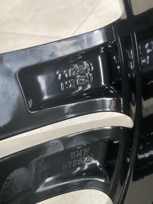 Диски BMW R17 , 392 стиль , 5/120 ET37 ,72.6 (F30,F32,F36)