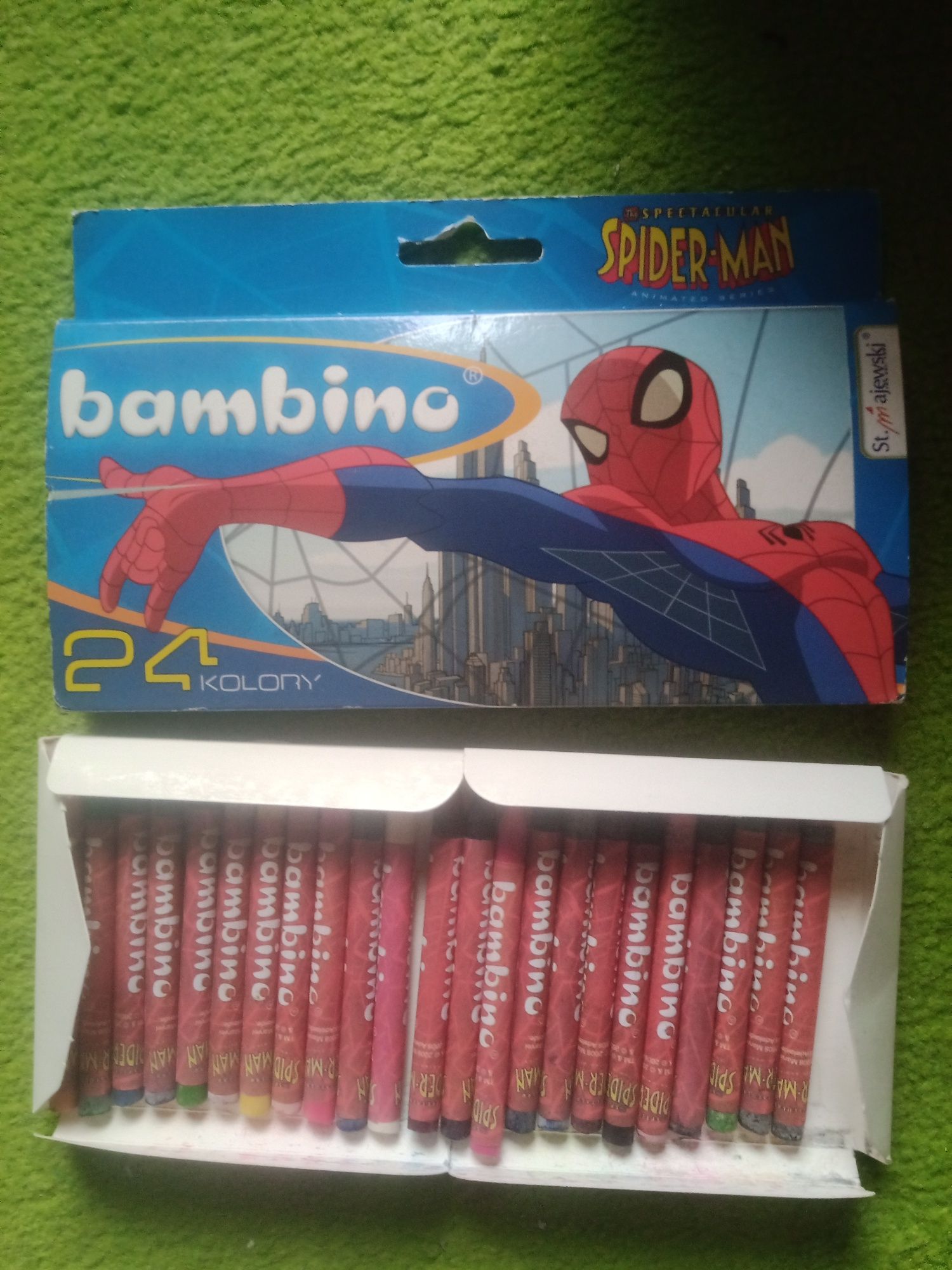 Kredki bambino Spiderman woskowe świecowe