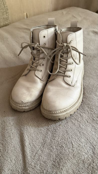 Віддам ботінки дівчинці