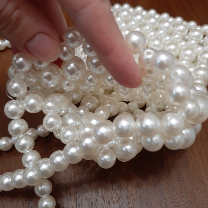 сумочка для телефону із перлин намистин