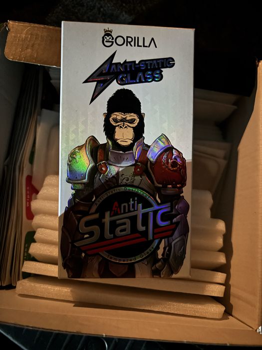 Захисне на iPhone 15pro та інші молелі