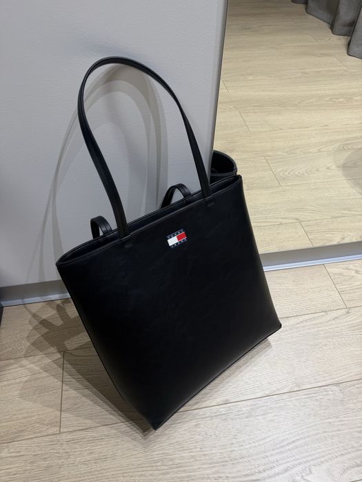 Сумка Tommy Hilfiger