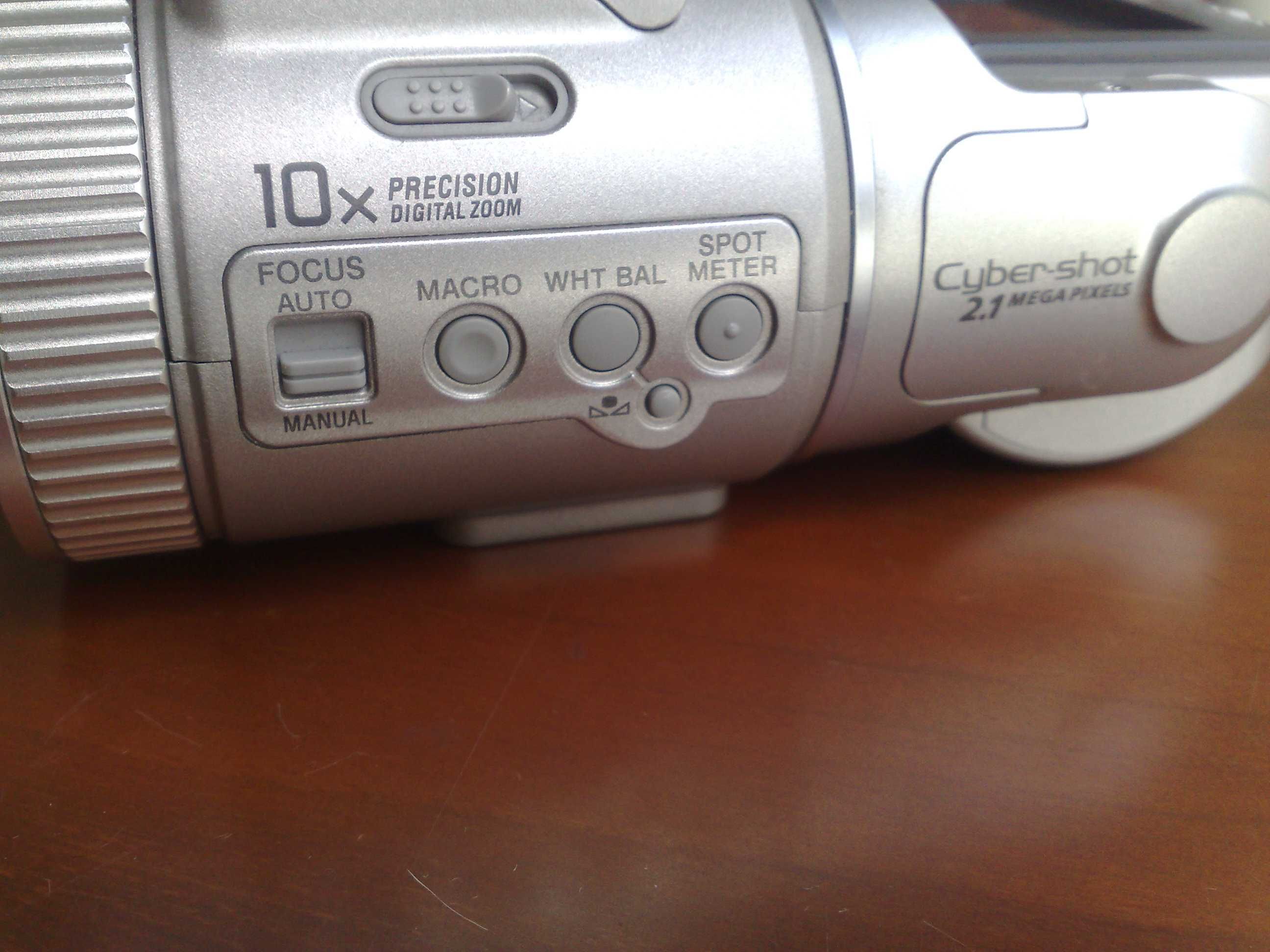 Sony dsc f505 2 cameras a funcionar handycam / cybershot c/ carregador