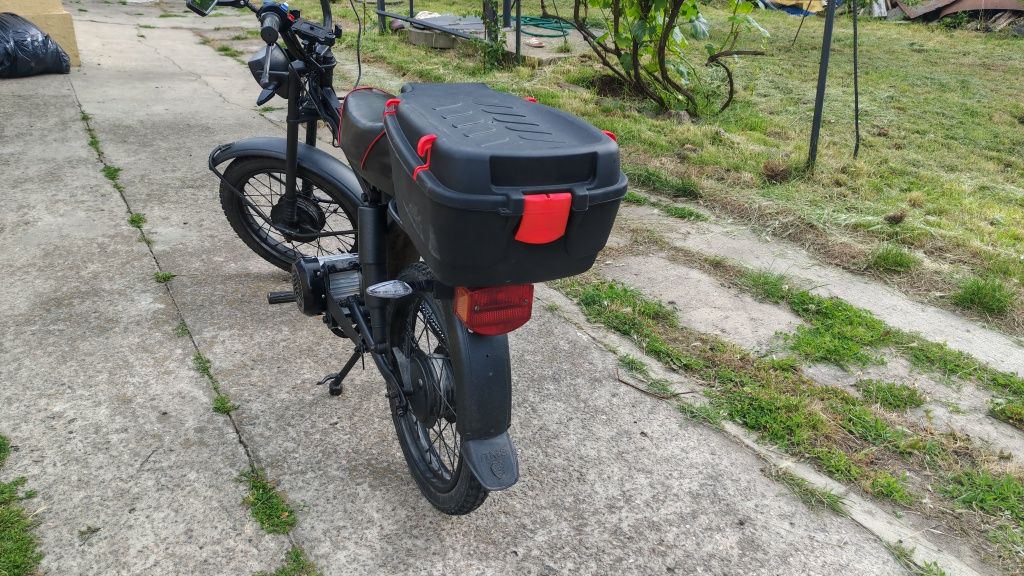 Електромопед 800w, 20 А/г (40 км/год до 50 км пробігу)