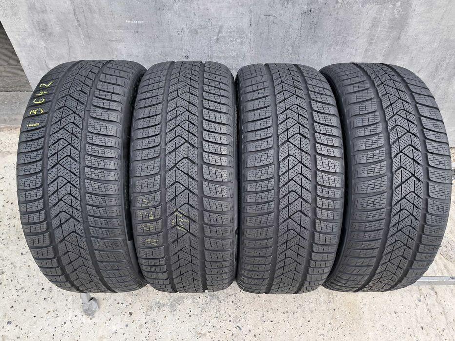Резина зима 85% протектор Pirelli 245/45 R19 Sottozero 3 AO
