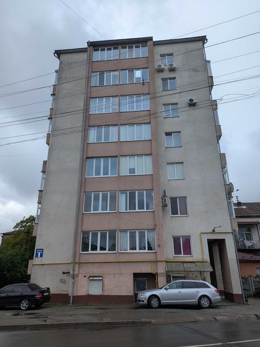 2к. зданий сирець в центрі (ціна квартири разом з гаражем в будинку)