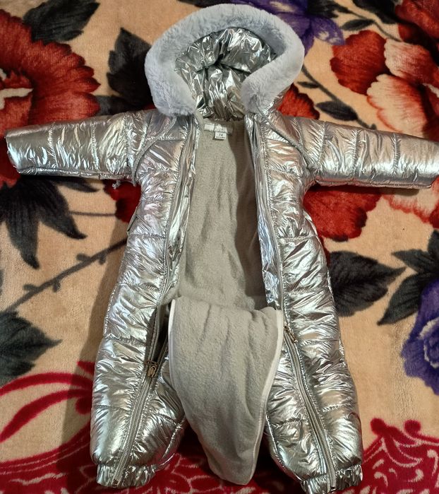 Зимовий комбінезон