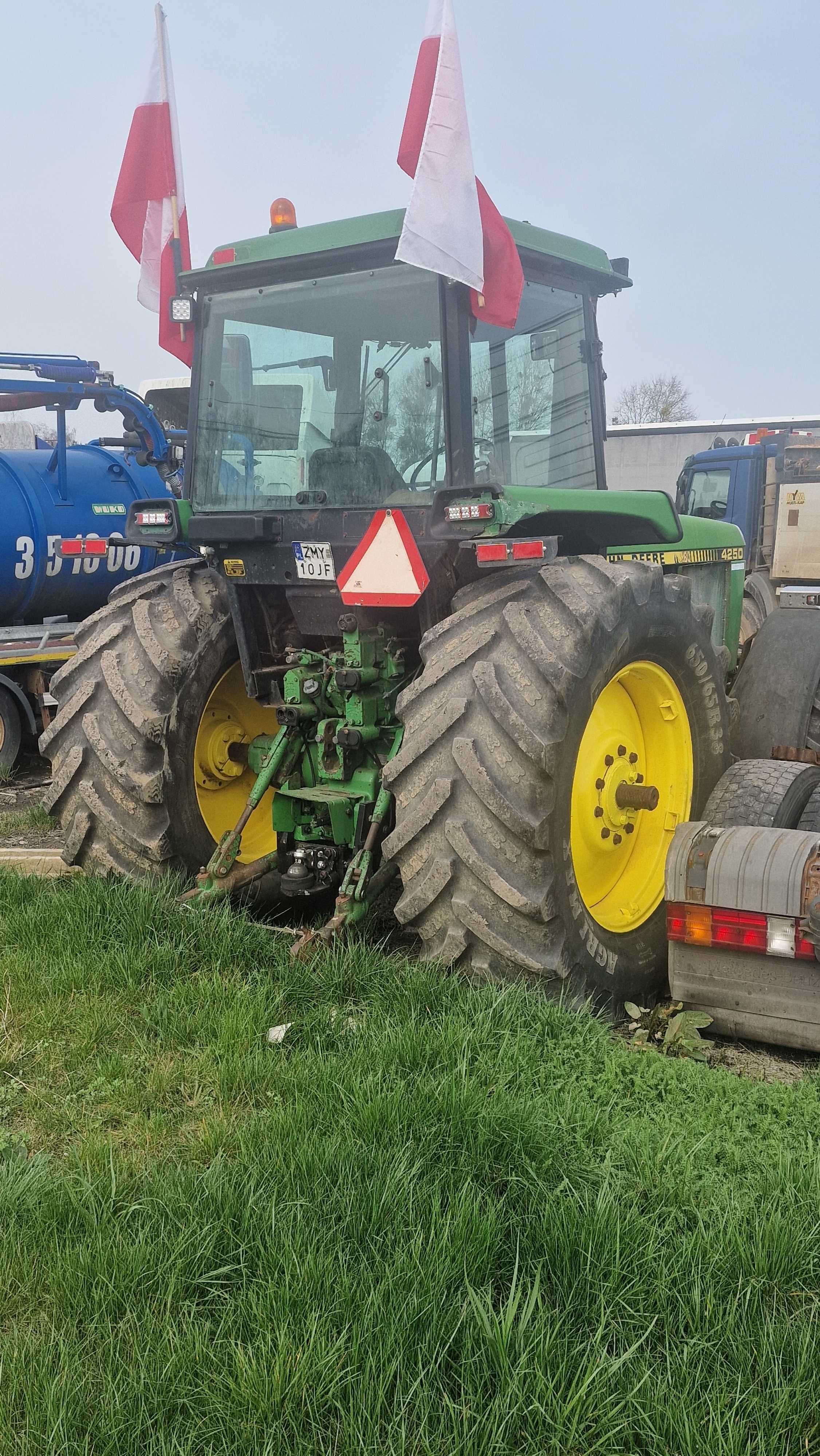 Johne Deere. 4250