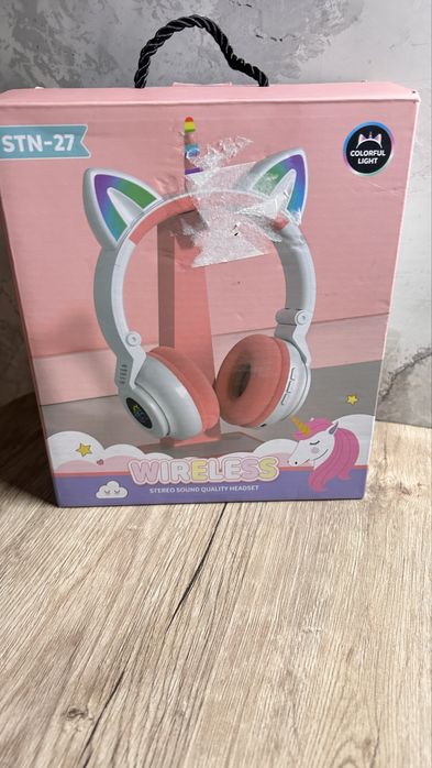 Дитячі безпровідні навушники блютуз Гарний подарунок на С.М