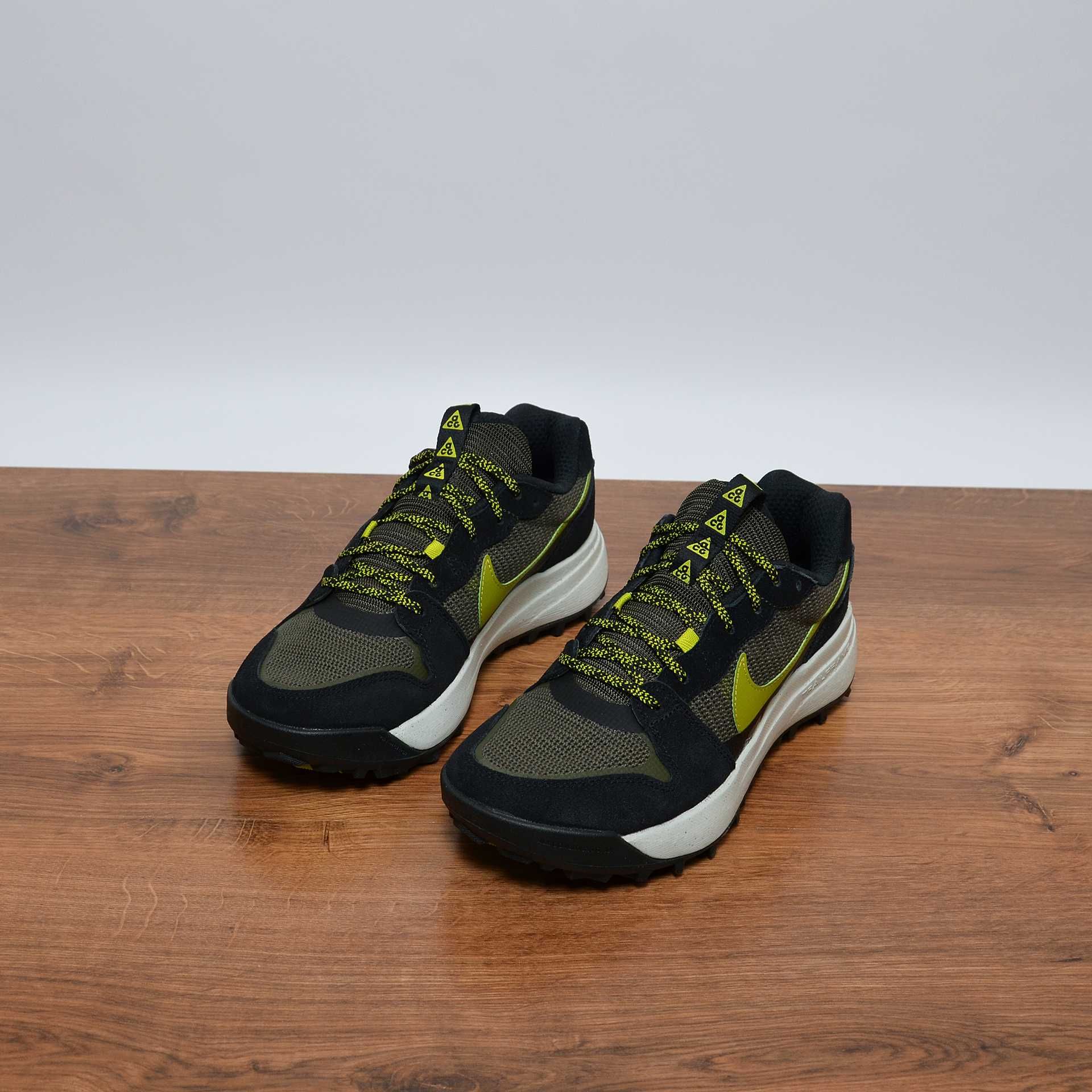 Nike ACG Lowcate Black Moss кроссовки оригинал 41 / 26см