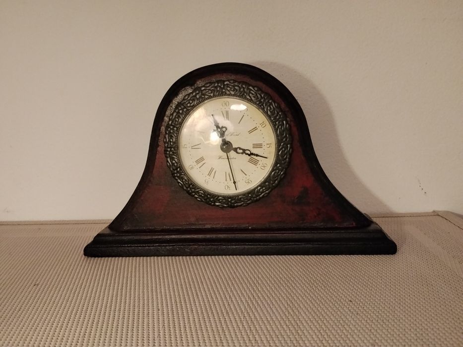 Zegar drewniany kominkowy