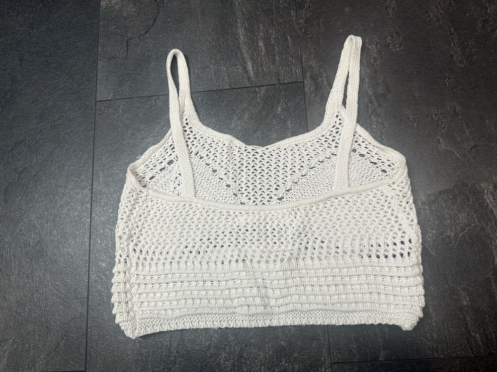 Ażurowy top xs Sinsay