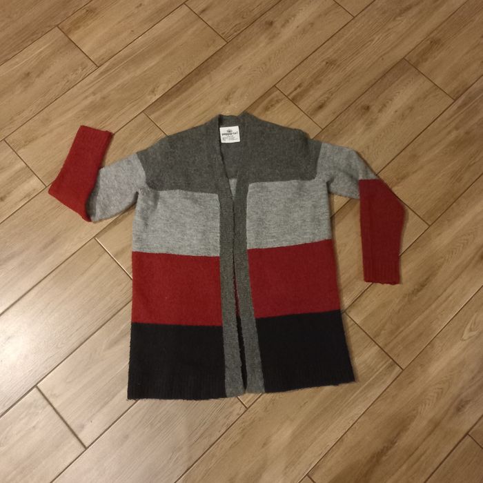 Sweter sweterek kardigan r 134/140