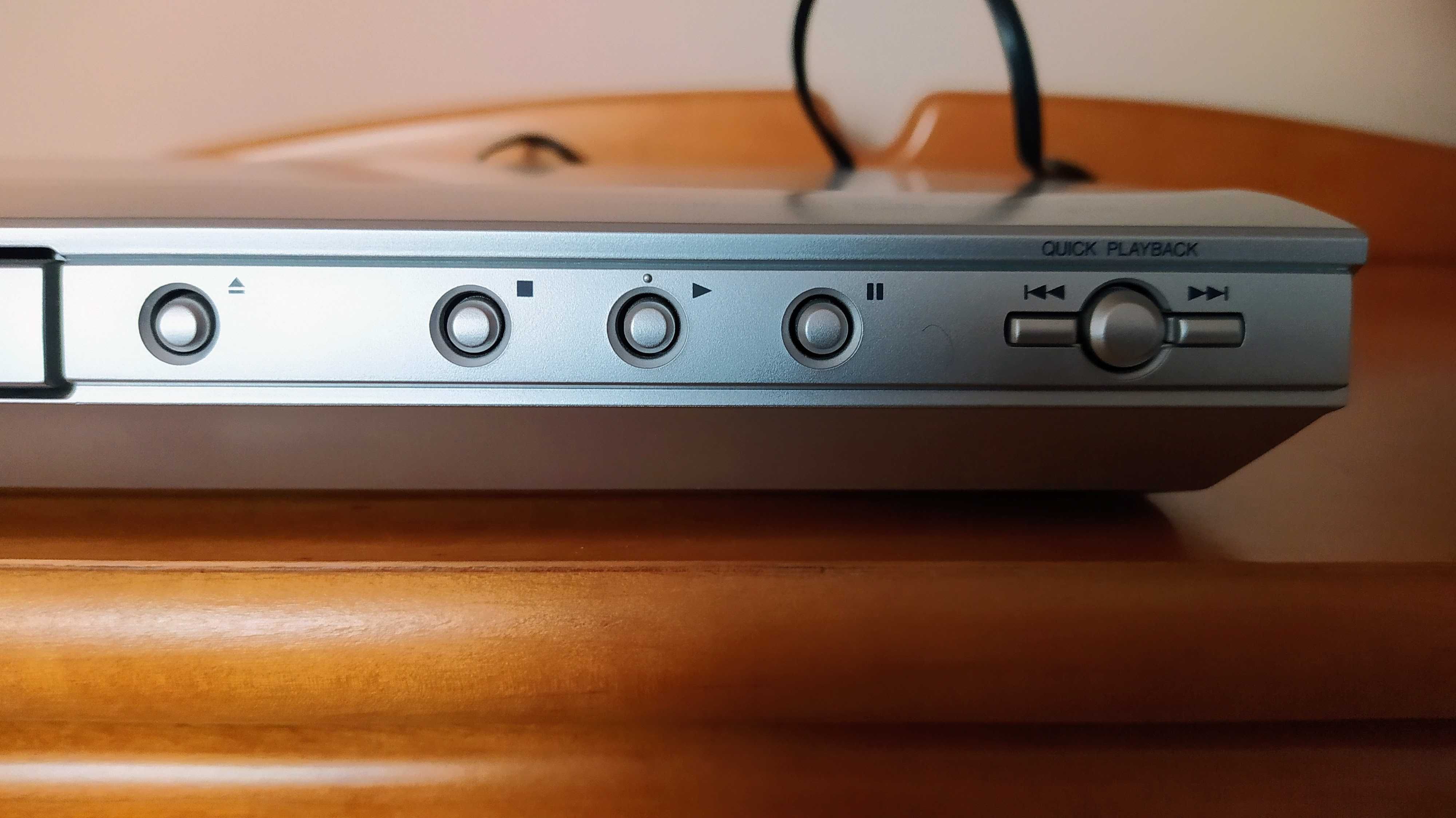 Odtwarzacz DVD PLAYER JVC   XV-N212S