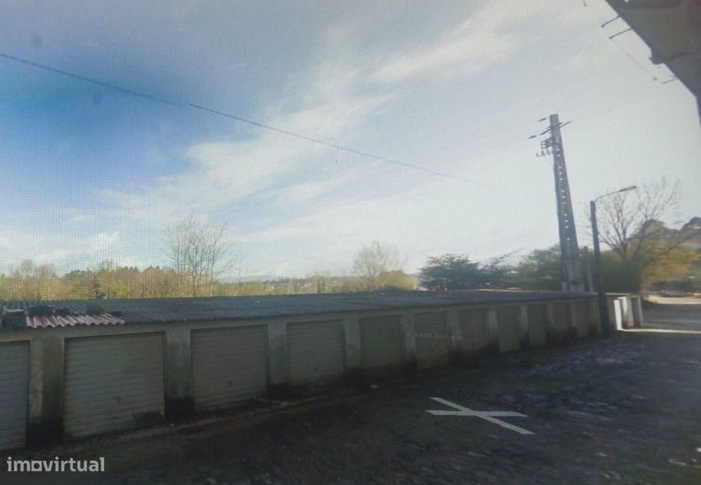 Garagem - Lago Amares