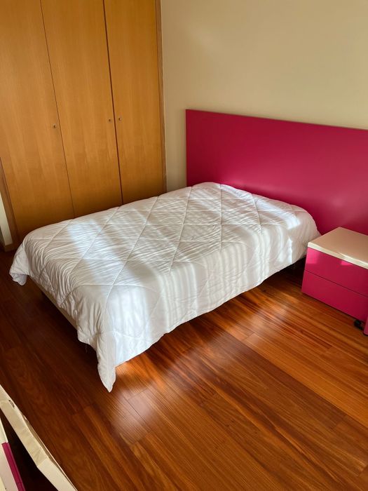 Cama solteiro com colchão