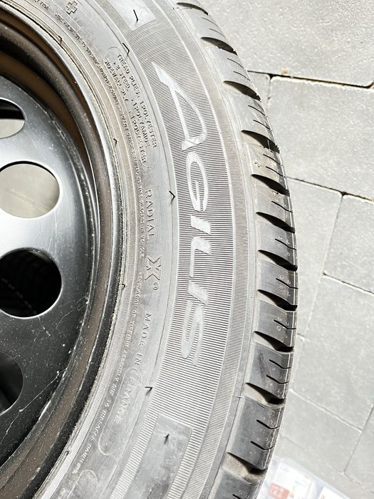 Michelin Agilis 215/60/17C