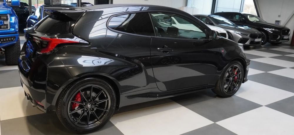 YARIS Gr full PPF Cesja Stan Nowy
