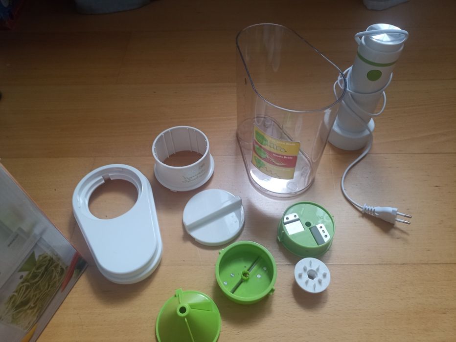Elektryczna tarka sencor 
Elektryczna tarka spiraln elektryczna tarka