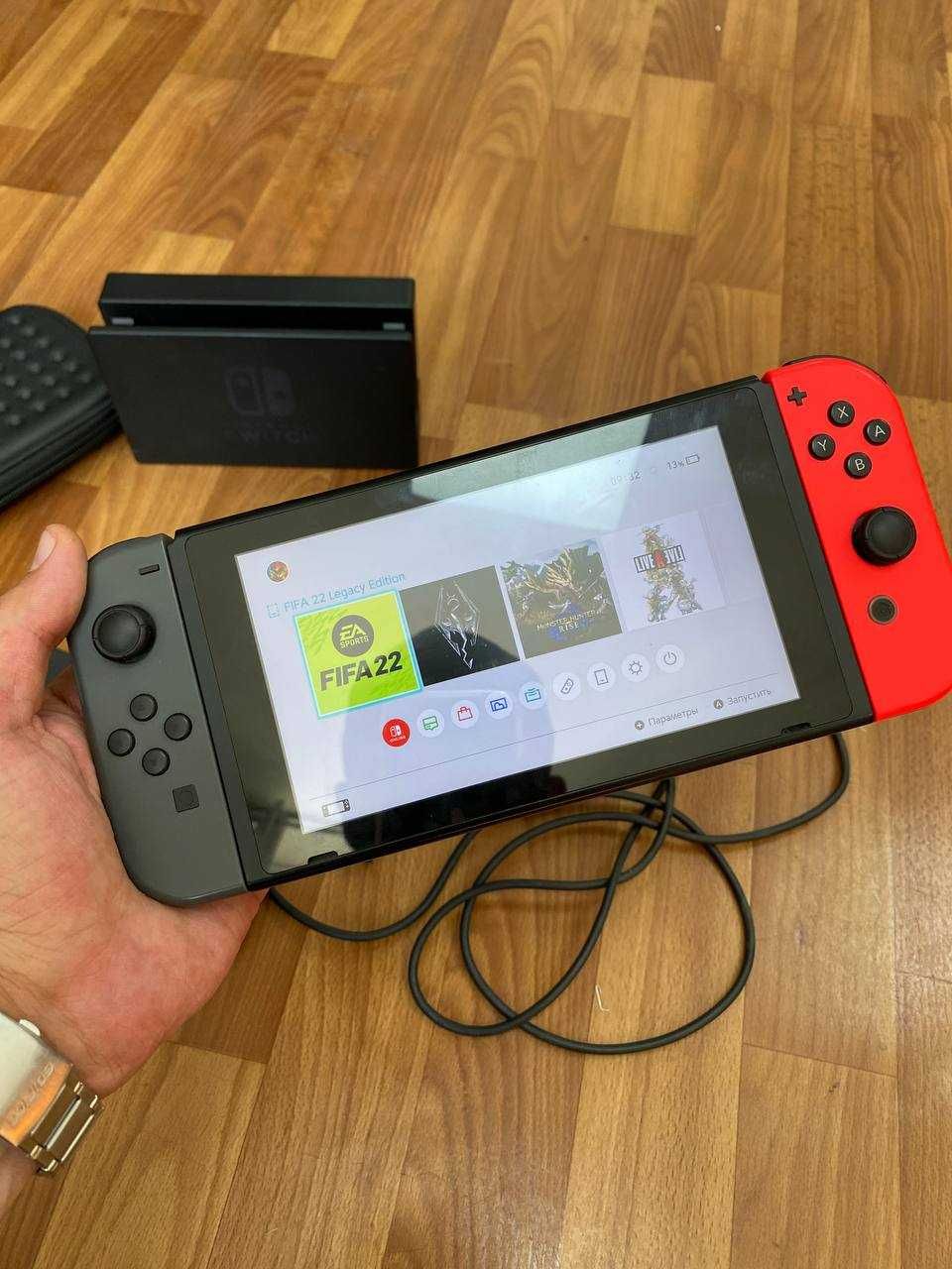 Ігрова консоль Nintendo Switch HAC-001-01