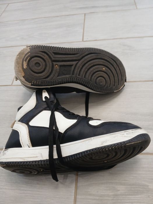 Кросівки розмір 39р