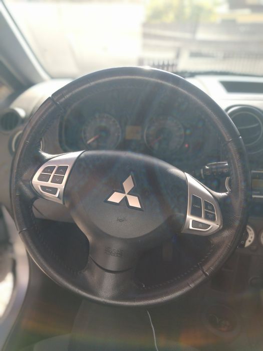Mitsubishi Colt 1.3 cx. Automática