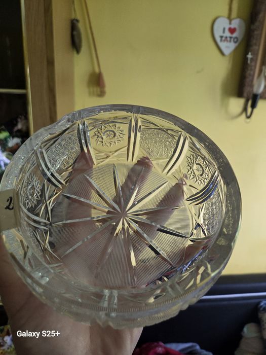 Popielnica kryształowa