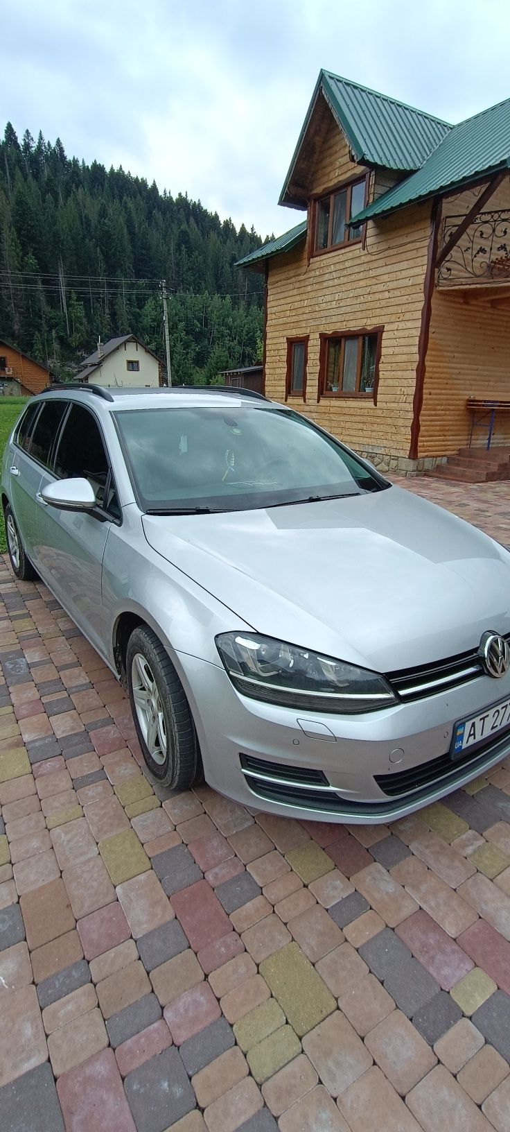 Продам  автомобіль Volkswagen golf 7. 1.6 TDI універсал 2014р автомат