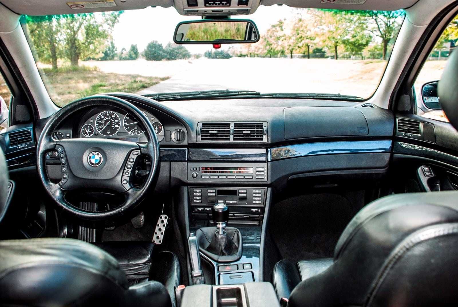 E39 części w super stanie nowe dostępne elementy sedan touring