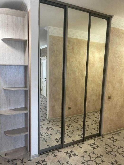 Простора та світла 3-кімнатна квартира 75 м² Урлівська 23-В