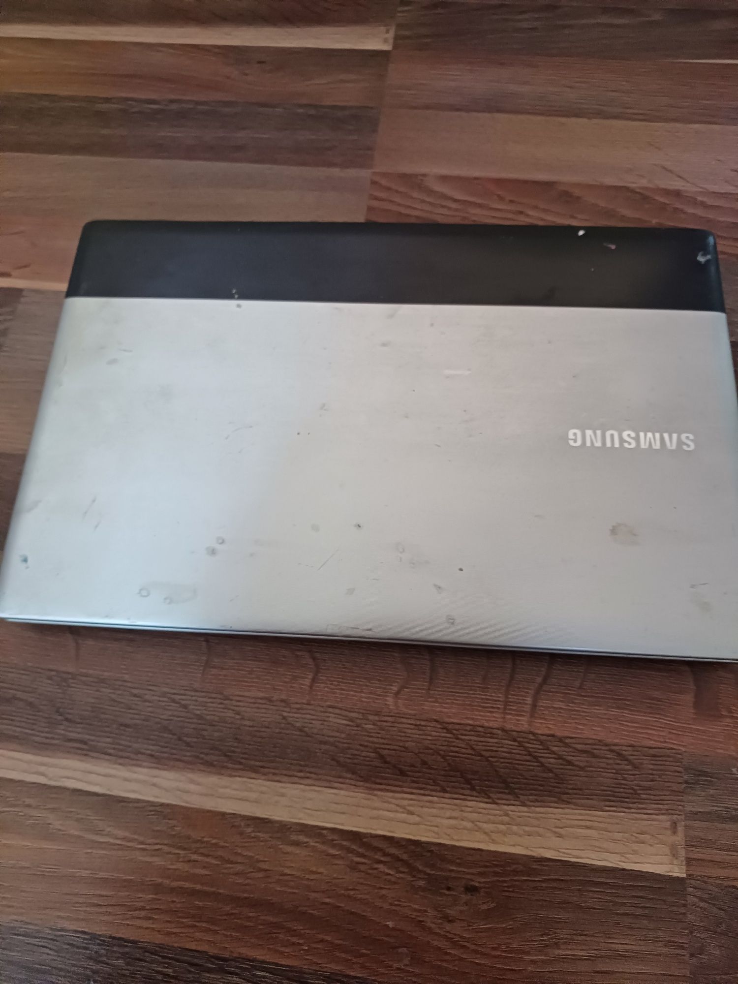 Samsung RV509 ноутбук работающий