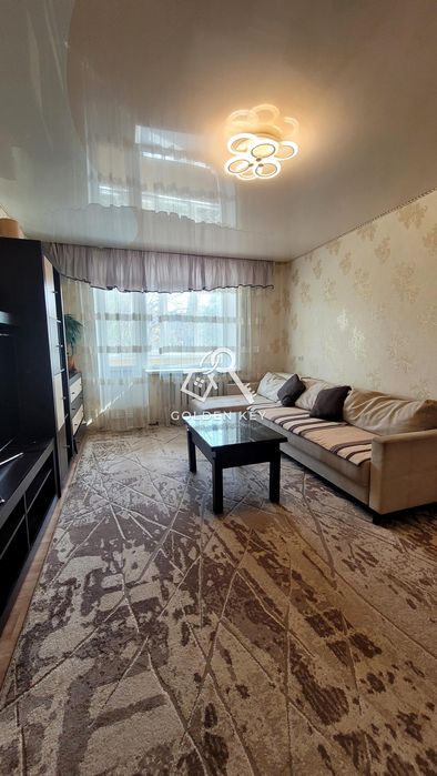 Продаж 4-кімнатної квартири на пл.Артема