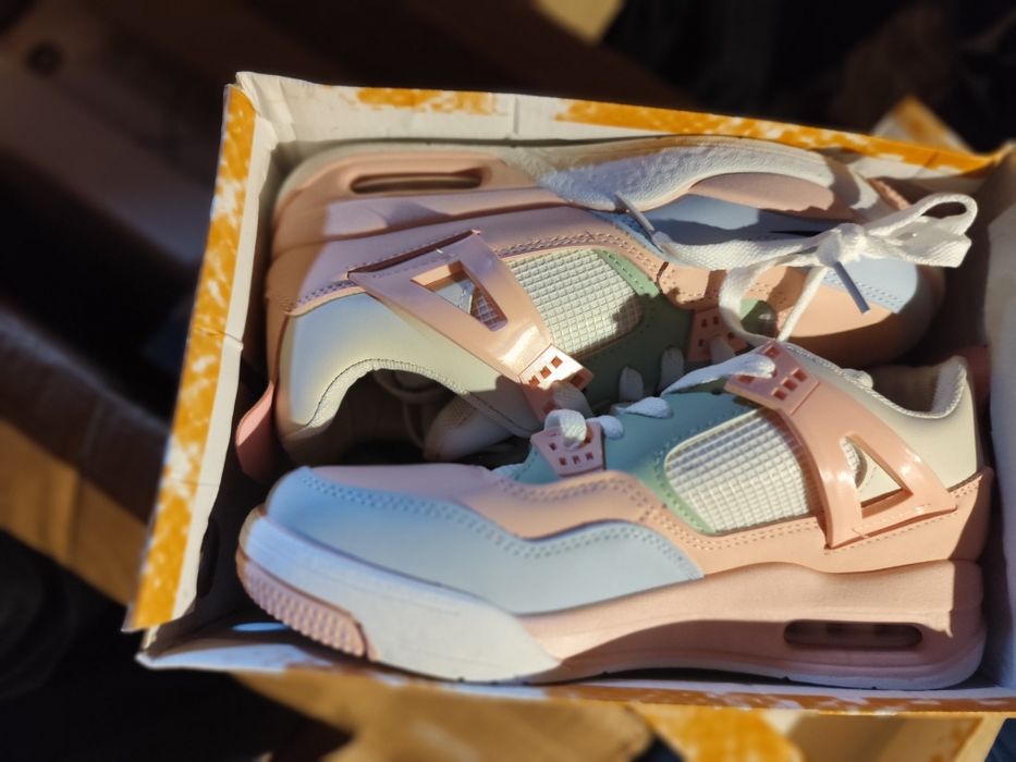 Buty sportowe damskie 39