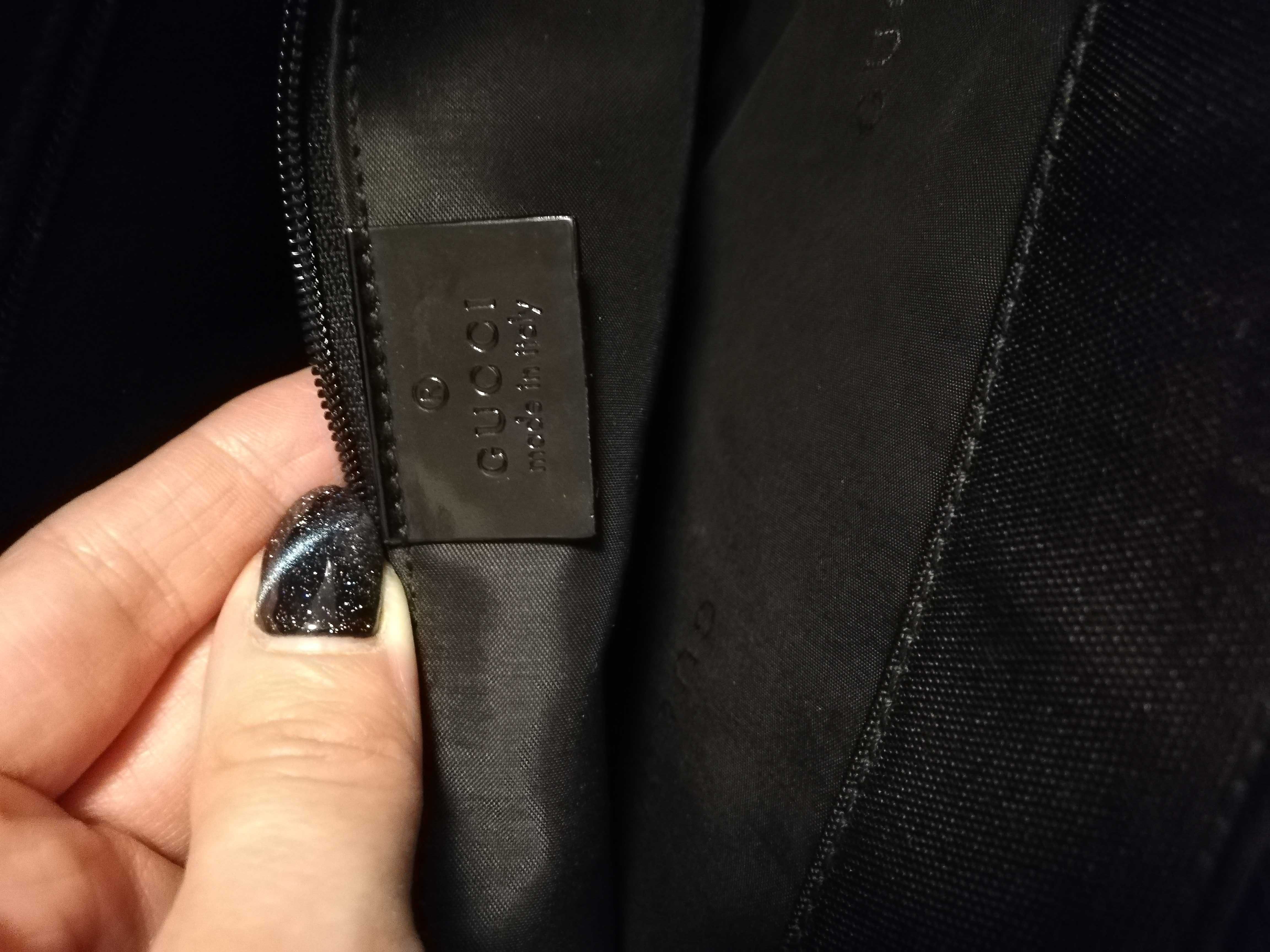 torebka gucci czarna A4