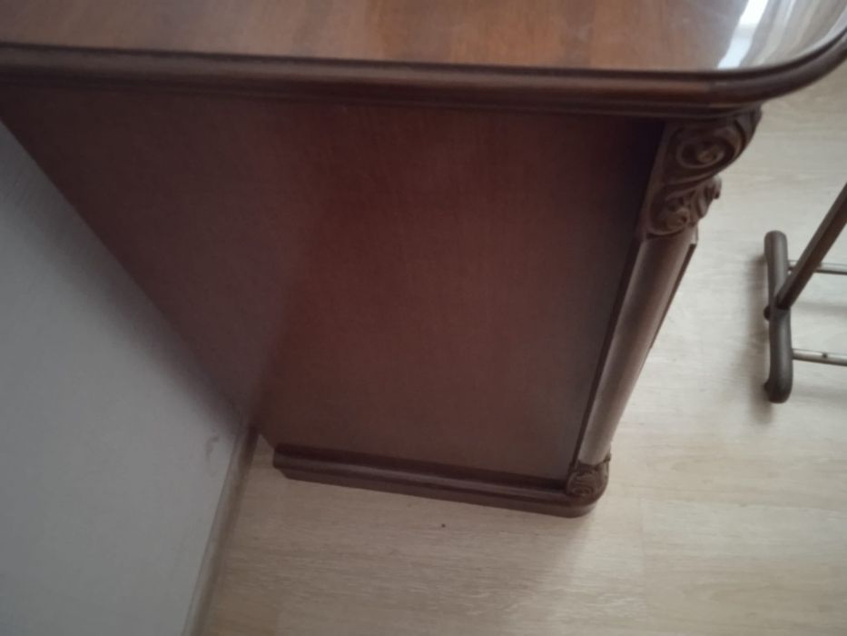 Комод дерев'яний Італія