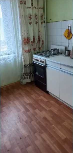 Продаж 1 кімнатнї квартири на Митниці