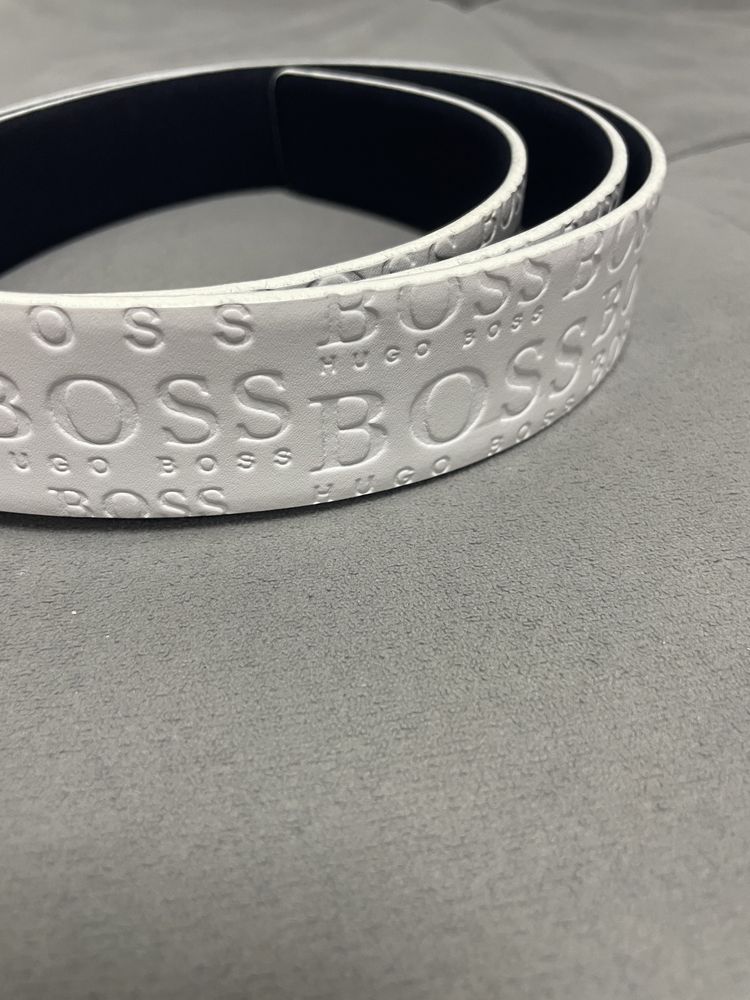 Кожаный двусторонний ремень Hugo Boss 100% оригинал